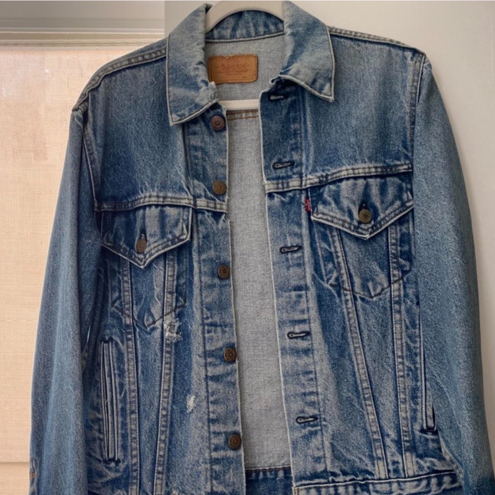 Vintage Levi’s denim jacket